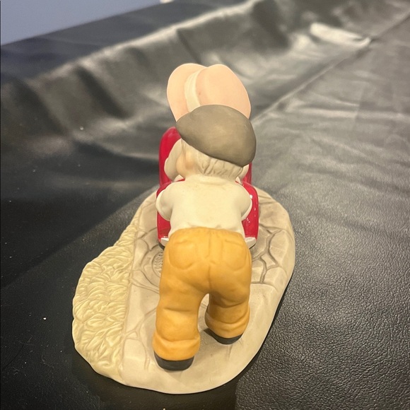 Precious Moments - 
“I promise I will always be here for you” 1999 - Picture 4 of 5